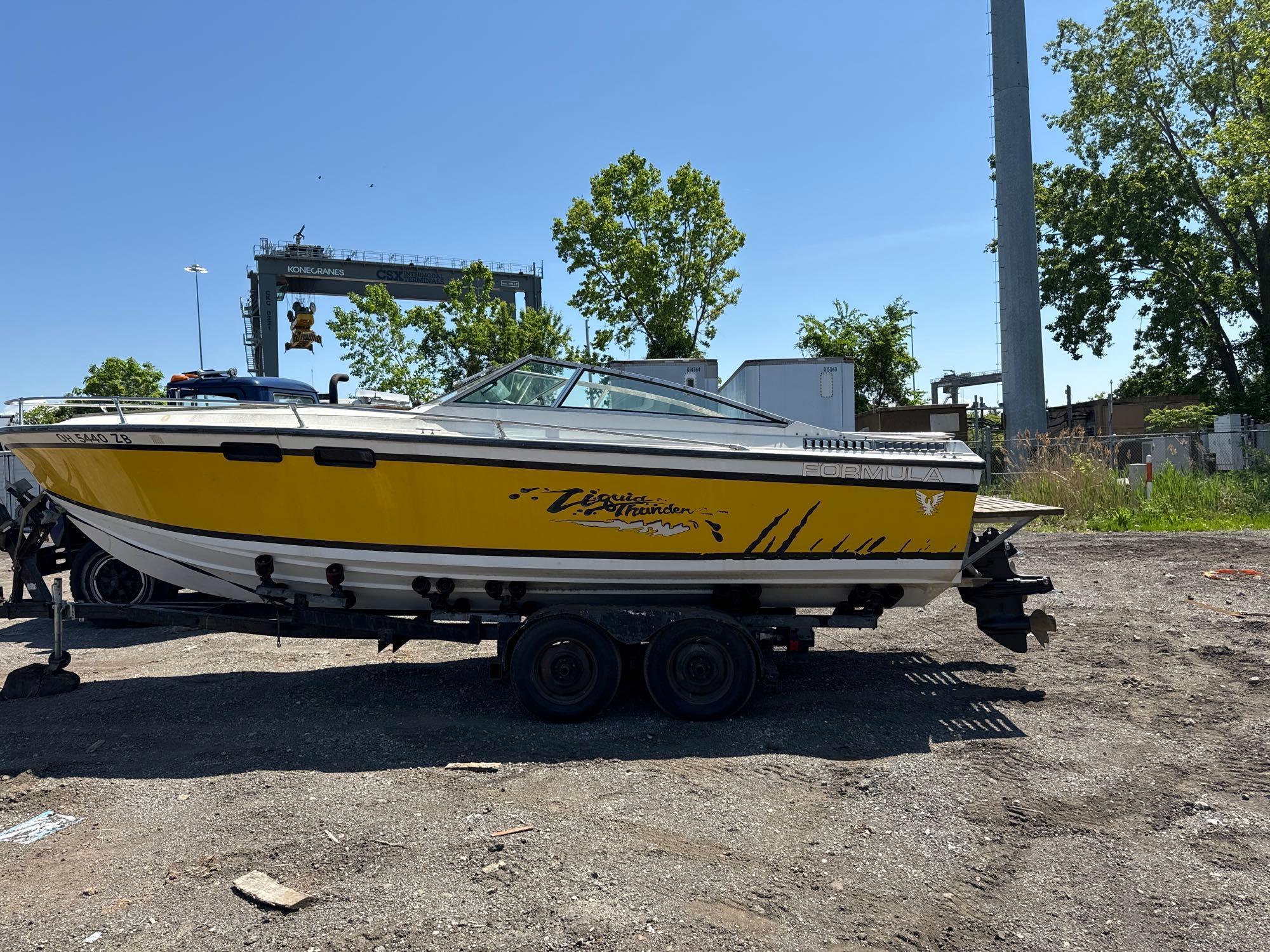 1979 Thunderbird 23ft Formula Liquid Thunder Speed Boat w/ Trailer