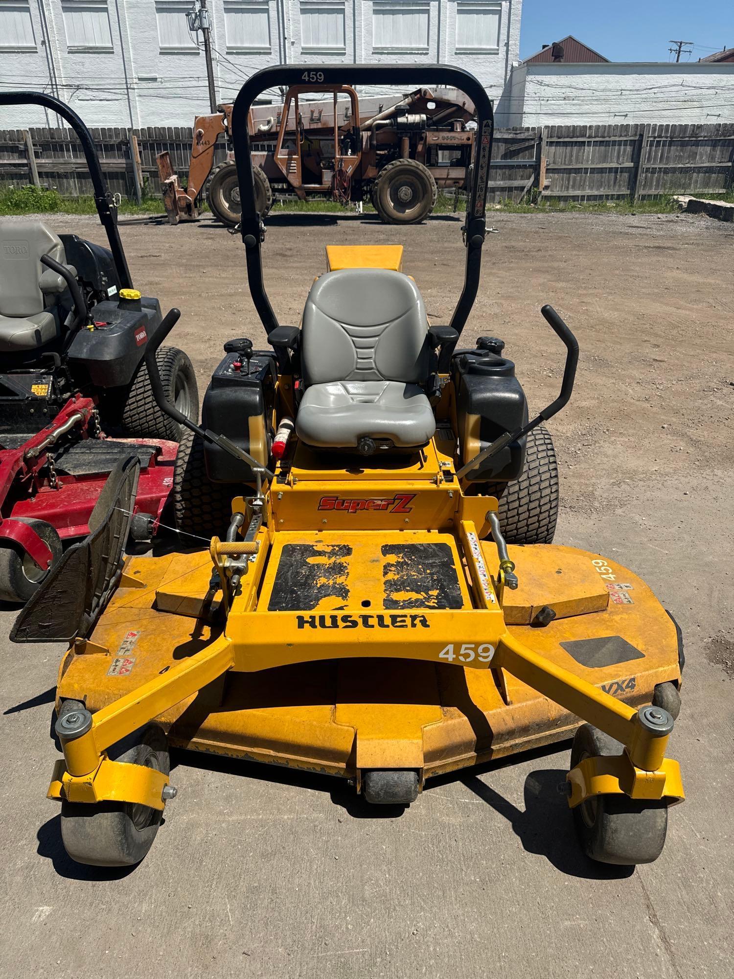 Hustler Super Z 72in Zero Turn Lawn Mower