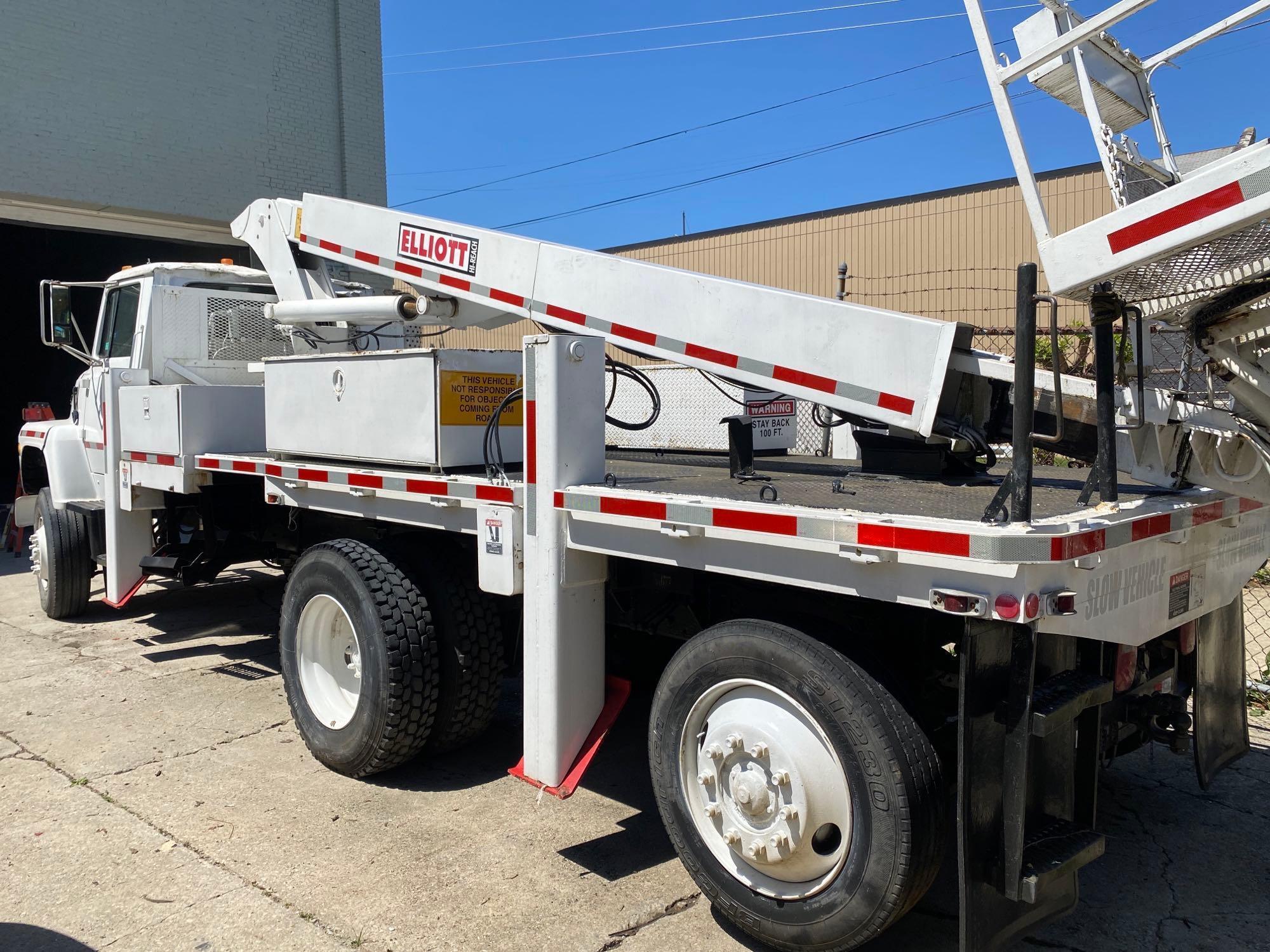 1994 Ford LN7000 60ft Bucket Truck (located offsite-please read full description)