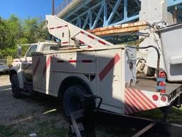 1988 GMC C7000 Bucket Truck (located offsite-please read full description)