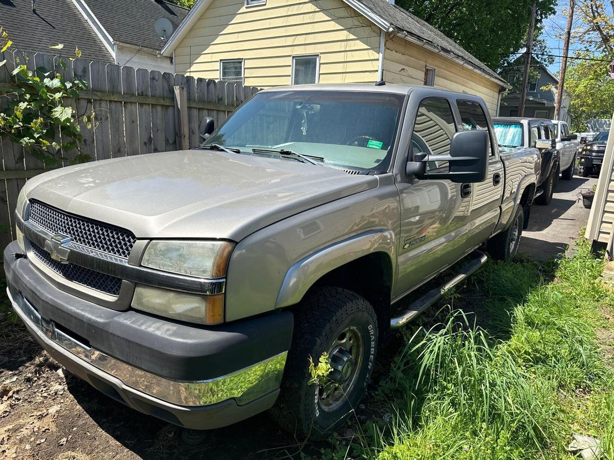 2003 Chevrolet Silverado Duramax Diesel 4x4 Pickup Truck (located offsite-please read full