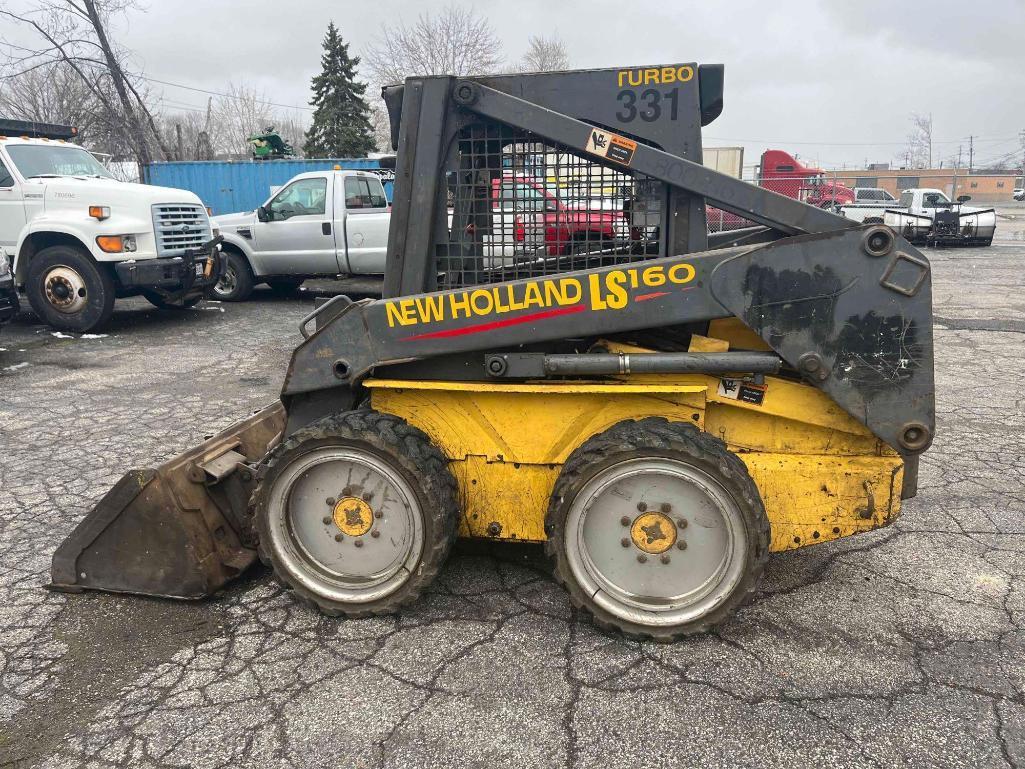 New Holland LS160 Skidloader (located off-site, please read description)