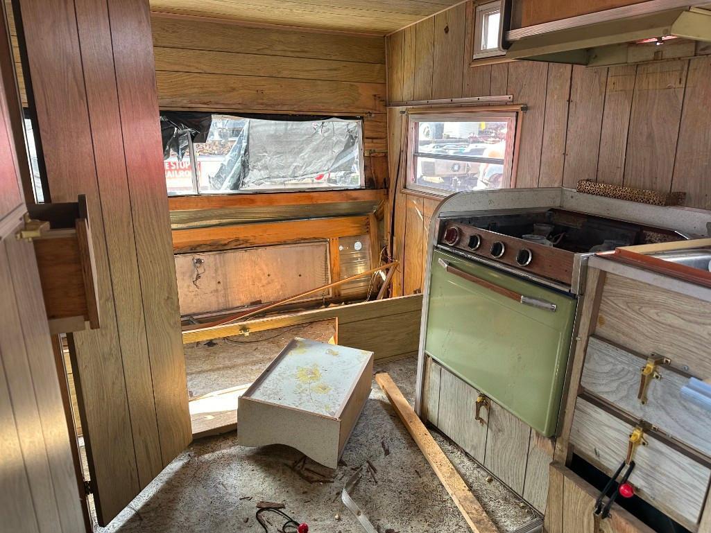 Aristocrat L-Liner Camper (located off-site, please read description)