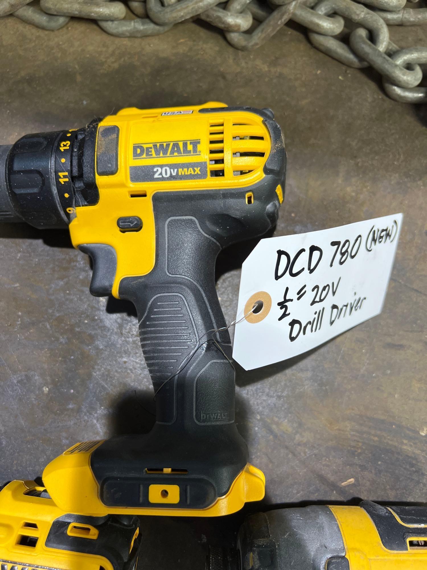 (4) 20v Cordless Dewalt Impact Drivers and Dewalt 20v Circular Saw