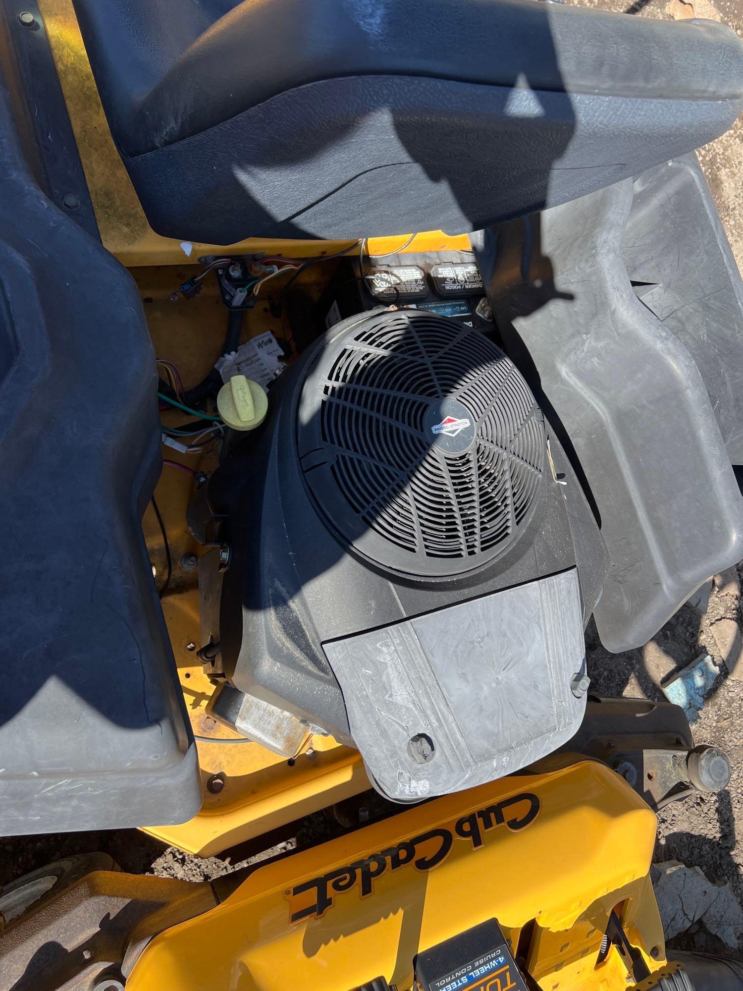 Cub Cadet Riding Lawn-Mower