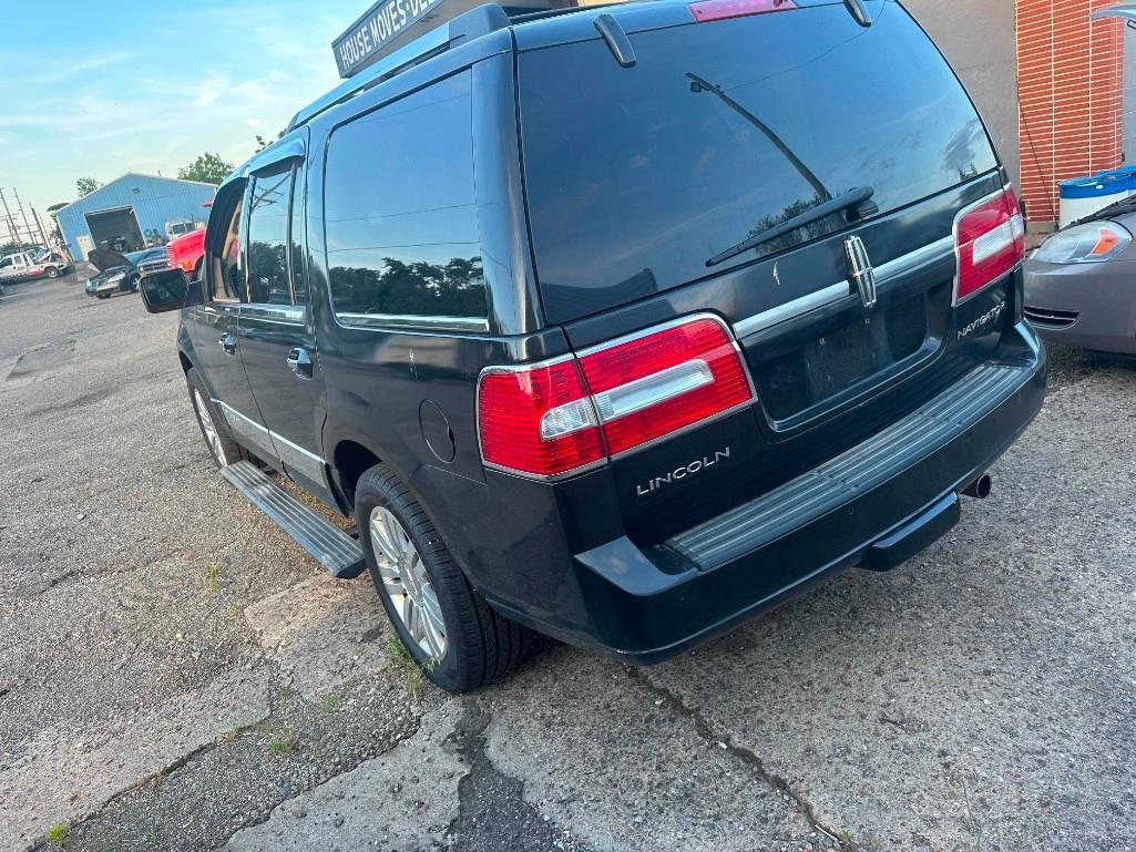 2012 Lincoln Navigator (at off-site location, read description)