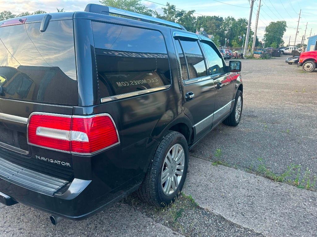 2012 Lincoln Navigator (at off-site location, read description)