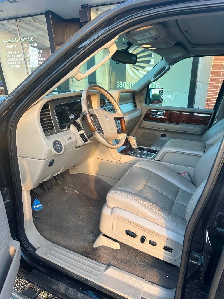 2012 Lincoln Navigator (at off-site location, read description)