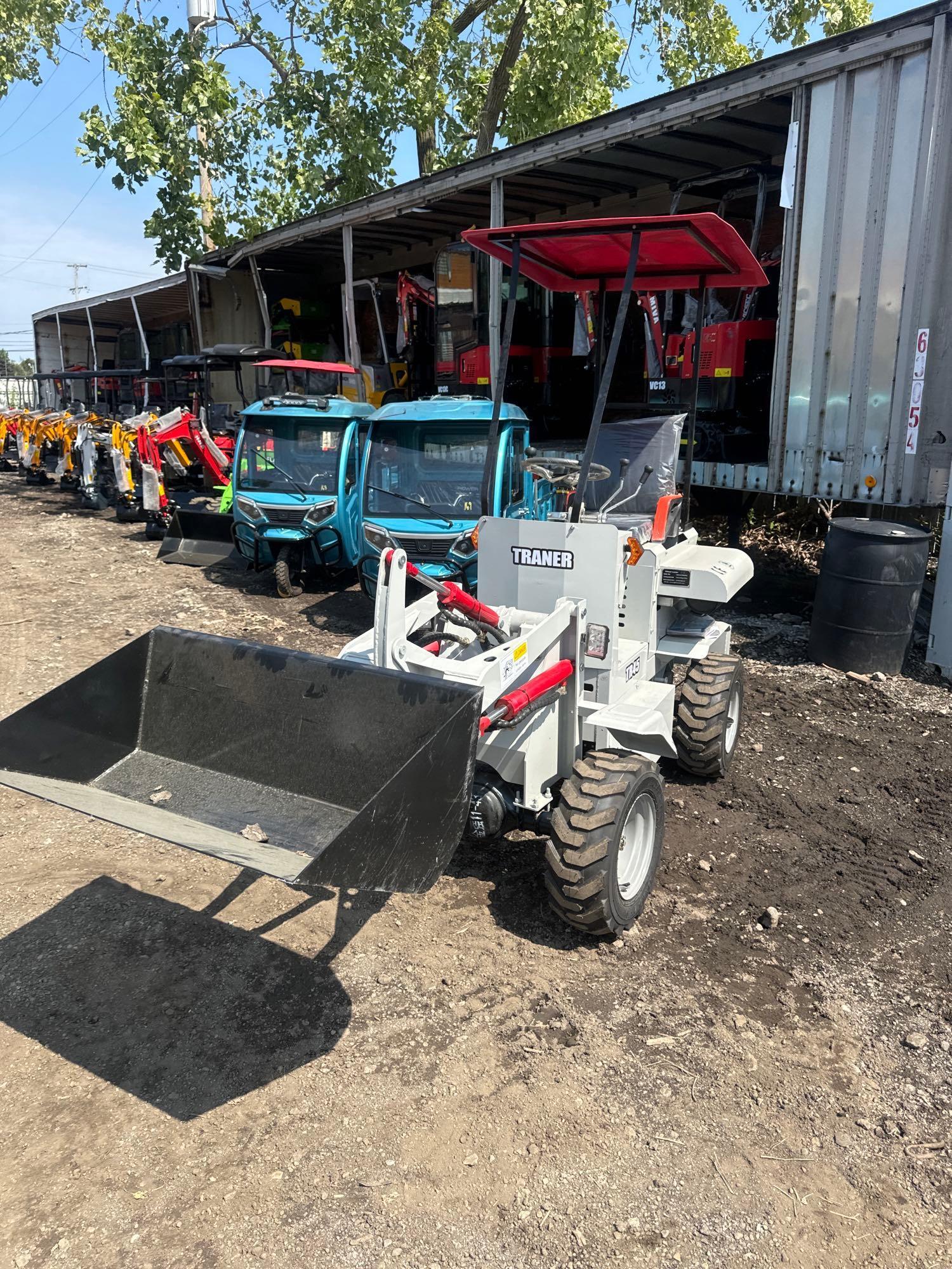 New Traner Co Mini Articulating Gas Loader Model TR45