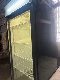 Master-Bilt Co Beverage Cooler