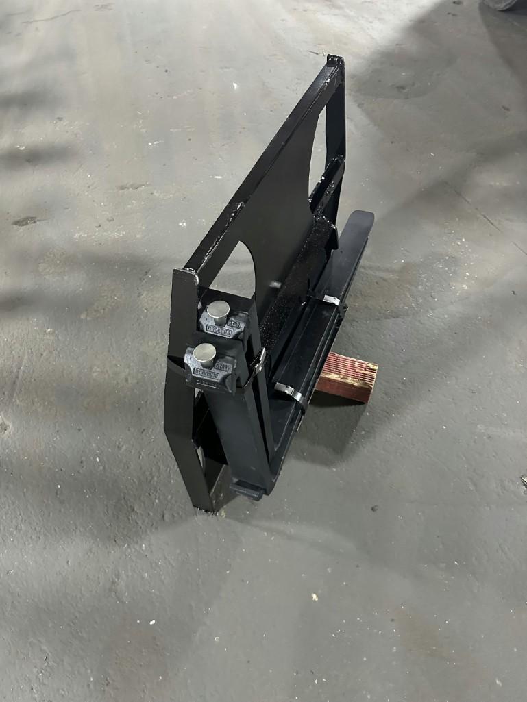 36in Mini Universal Fork Frame w/42" Forks