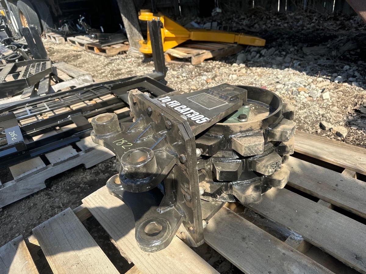 New GIYI (CAT 305) Excavator Sheeps Foot