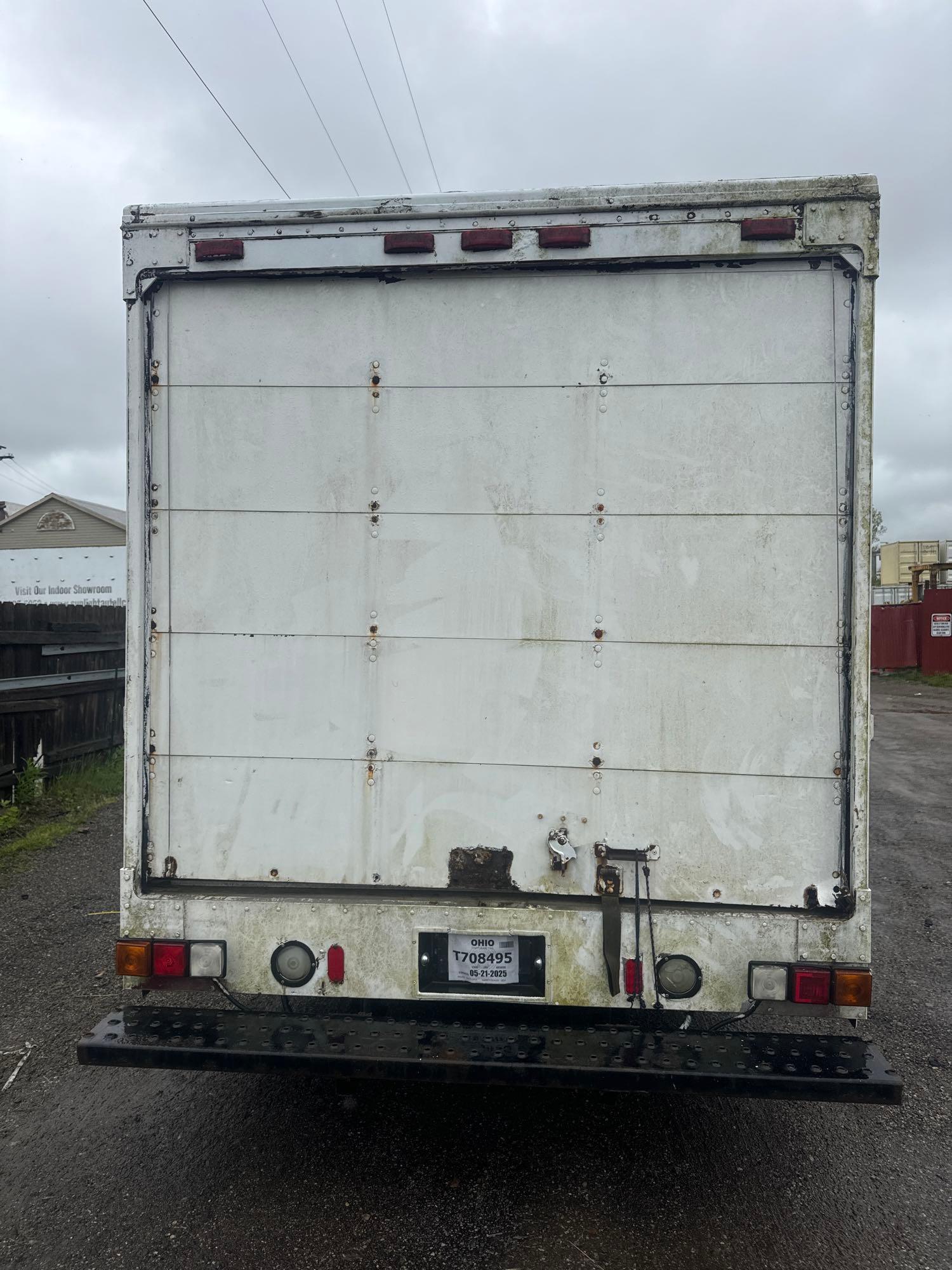 1990 Isuzu NPR Box Truck/Step Van