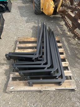 New AGT Co 48in Standard Skidloader Fork Set (1 frame/2 forks)