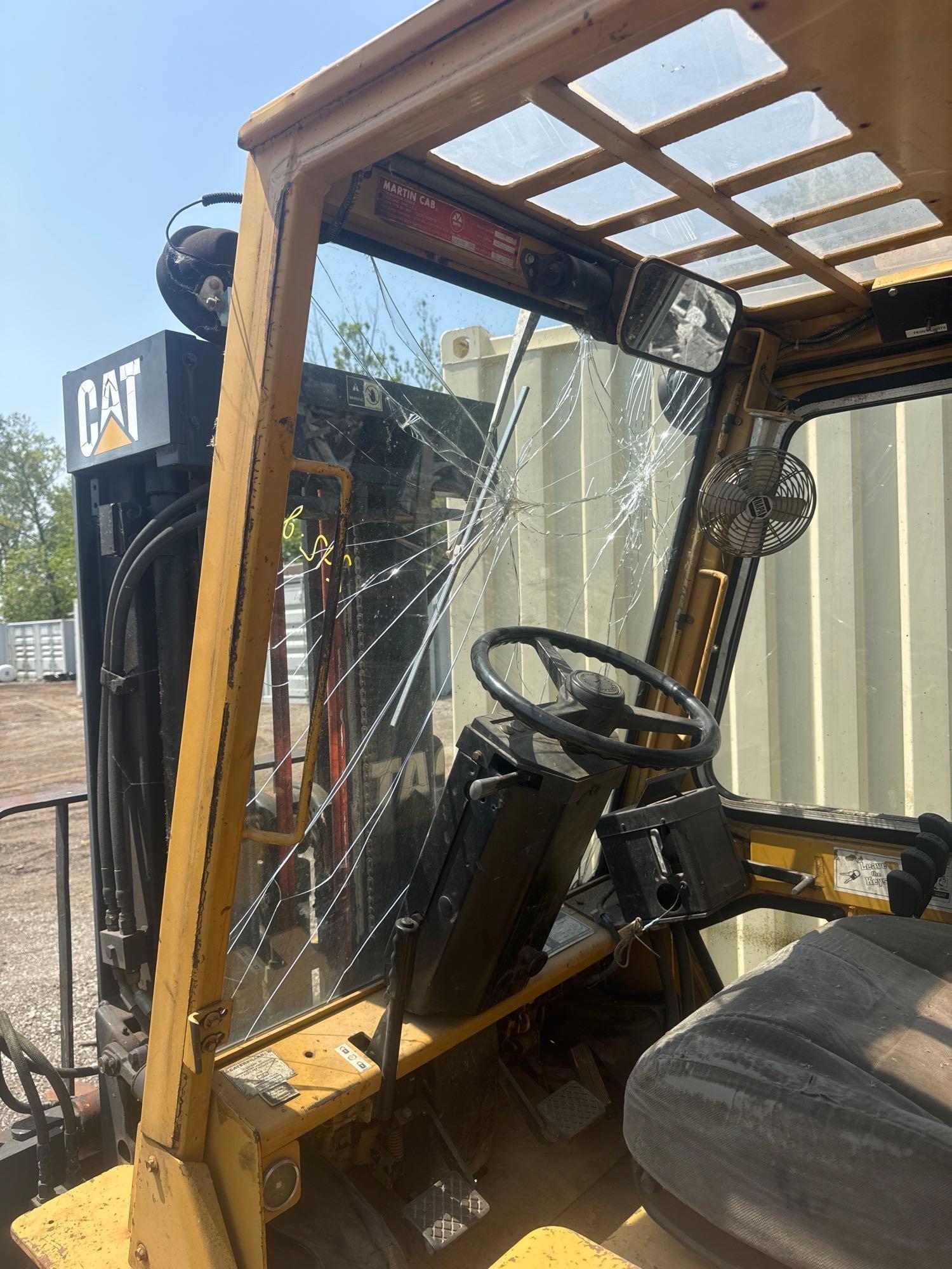 CAT Triple Mast Full Cab LP Forklift Model VC60D