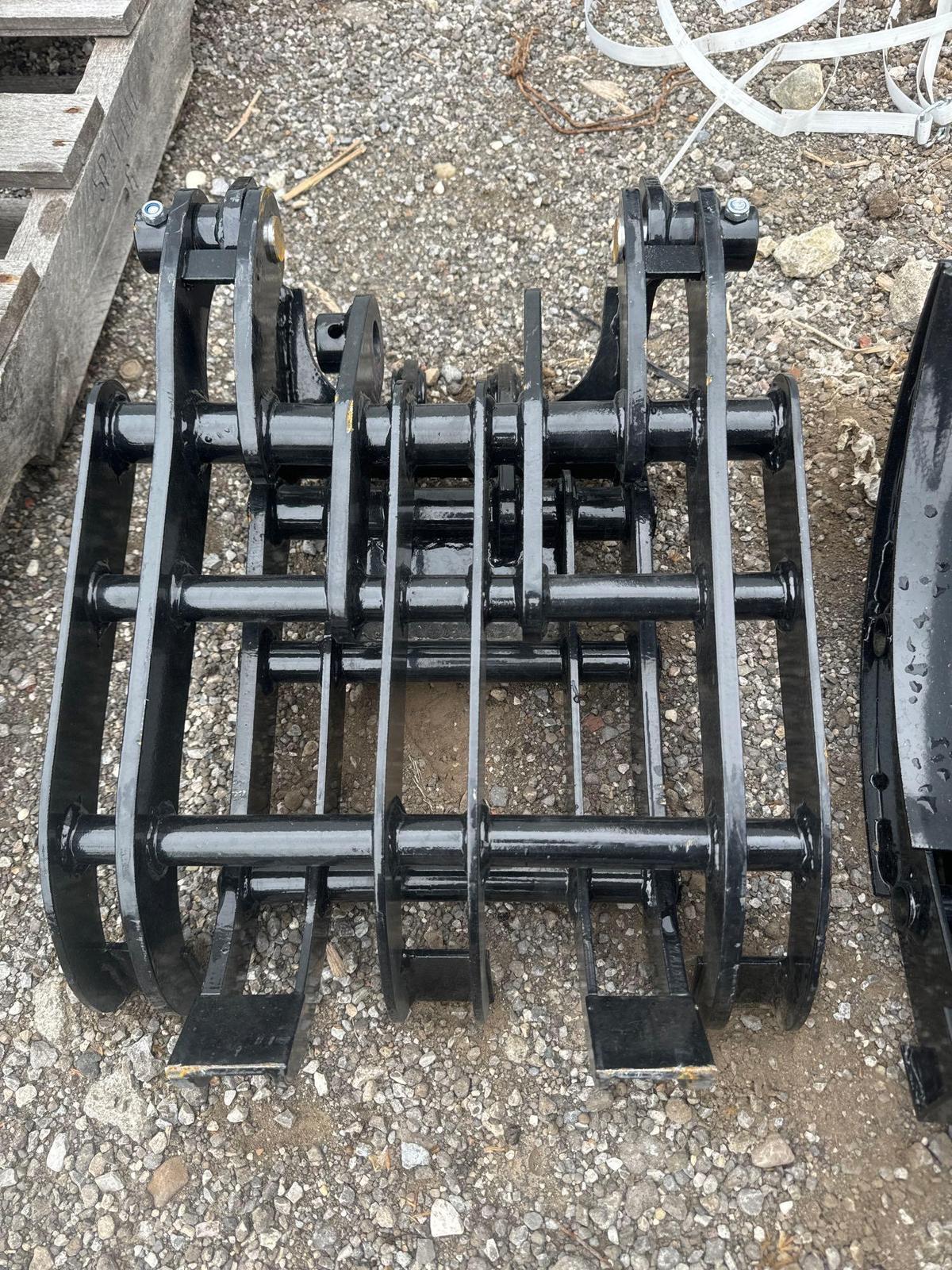 New Vicsec Co 15in Mini Excavator Grapple Bucket