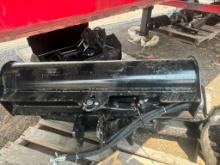New Vicsec 40in Hydraulic Swivel Bucket