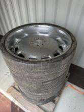 (4) 30in x 10in DUB Truck/SUV Rims/Tires