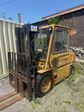 CAT Triple Mast Full Cab LP Forklift Model VC60D