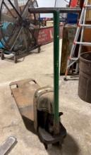 Standard Pallet Jack