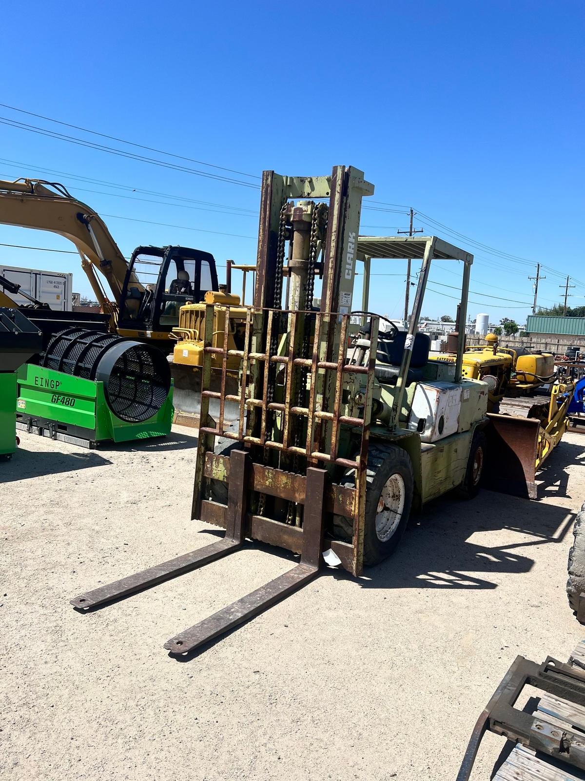 Clark forklift