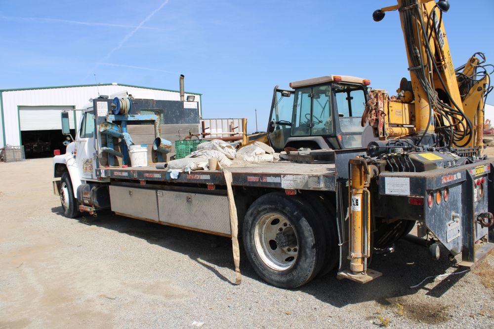 1984 IHC hydro Crane Gas