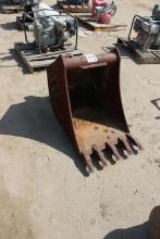 23" Backhoe Bucket
