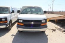 2010 Chevy 3500 10 Passenger Van