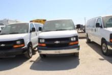 2010 Chevy 3500 10 Passenger Van