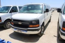 2010 Chevy 3500 10 Passenger Van