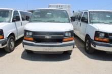 2010 Chevy 3500 10 Passenger Van