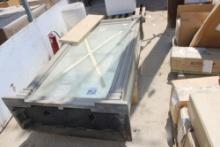 Glass Display Cabinet w/Glass Shelves *Damage