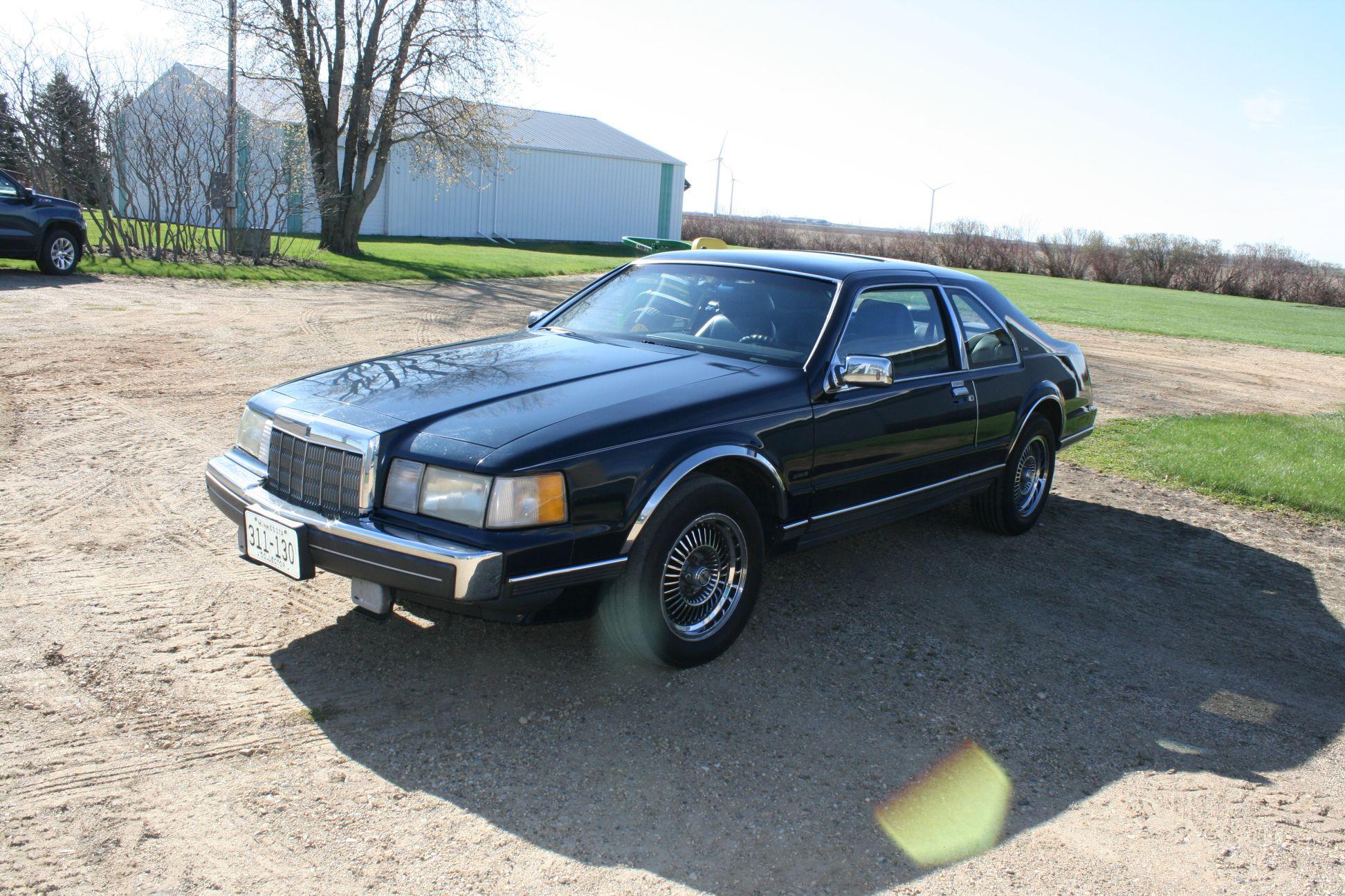 1988 Lincoln LSC Mark VII Town Car