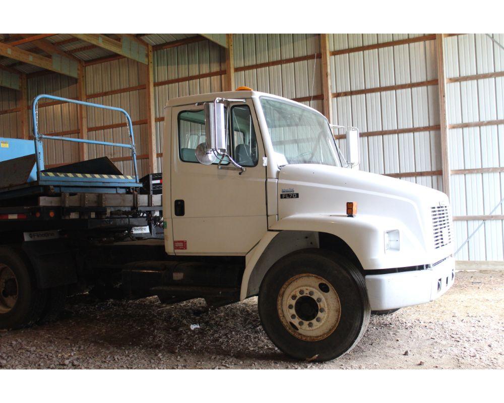 2001 Freightliner FL-70 Dsl. Semi Truck w/Day Cab