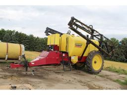 Demco Conquest Sprayer w/1,100 Gal. Tank & 60’ Hyd. Booms, Foamer, MT 3405 Monitor