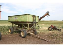 Parker 150 Bu. Gravity Wagon on JD Gear w/ Hyd. Drill Fill