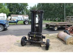 Clark 3 pt. ForkLift