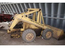 NH L775 Skidloader w/7 Ft. Bucket (Not Running);