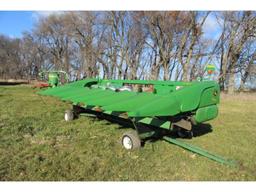 JD 608C 8R30 Stalkmaster Chopping Corn Head