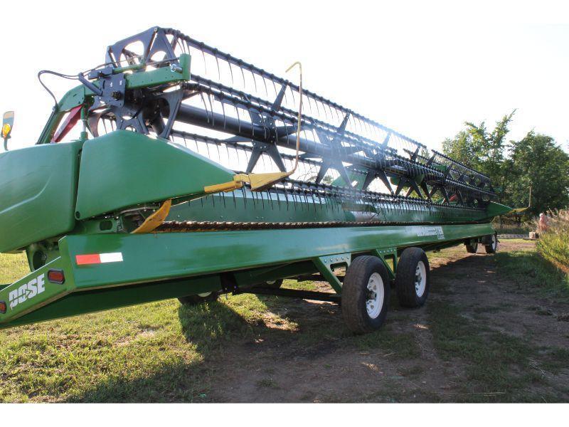 JD 640FD Hydraulic Flex 40 Ft. Draper Bean Head