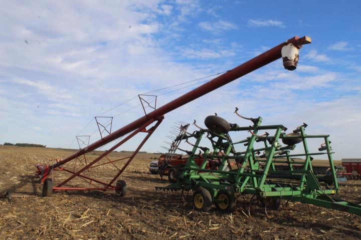 Feterl 8"x60' Auger