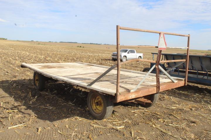 Hay Rack w/ JD Running Gear