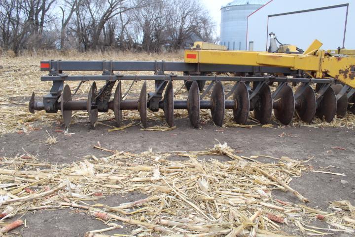 EZEE-On MFG Mdl. 3800 35 Ft. Disk, SN: 21248