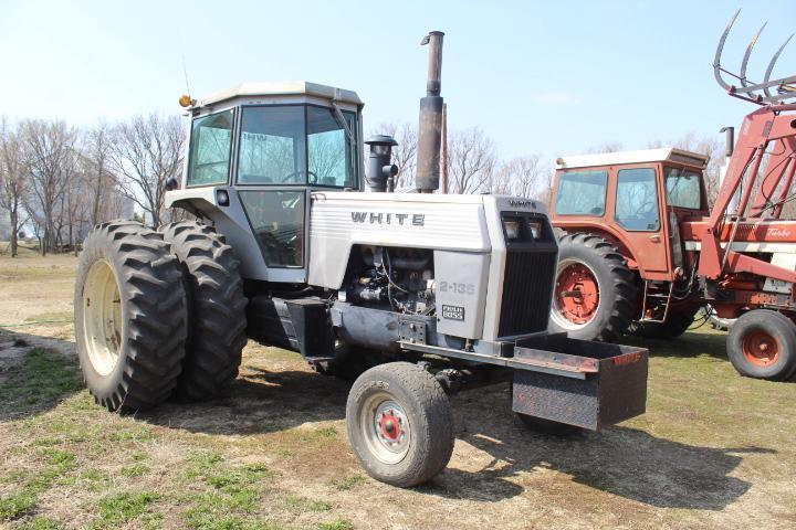 White 2-135 Field Boss Tractor w/ Cab