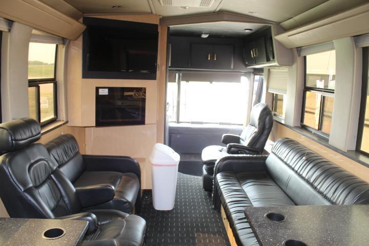 1998 Outlaw (Silver) Prevost Party Style Bus
