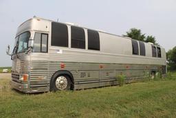 1998 Outlaw (Silver) Prevost Party Style Bus