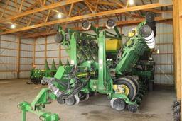 2005 JD 1790 16/31R Planter