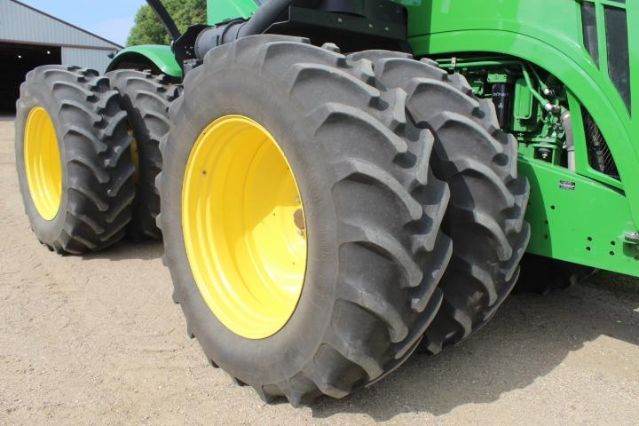 2012 JD 9410R Tractor