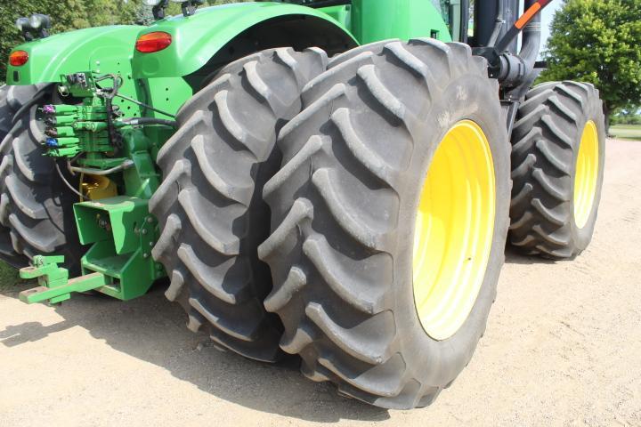 2012 JD 9410R Tractor