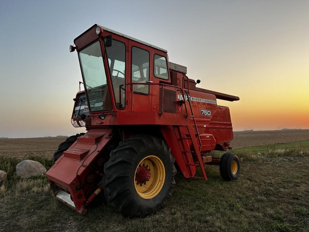 Massey Ferguson 750 Combine w/ Red Cab